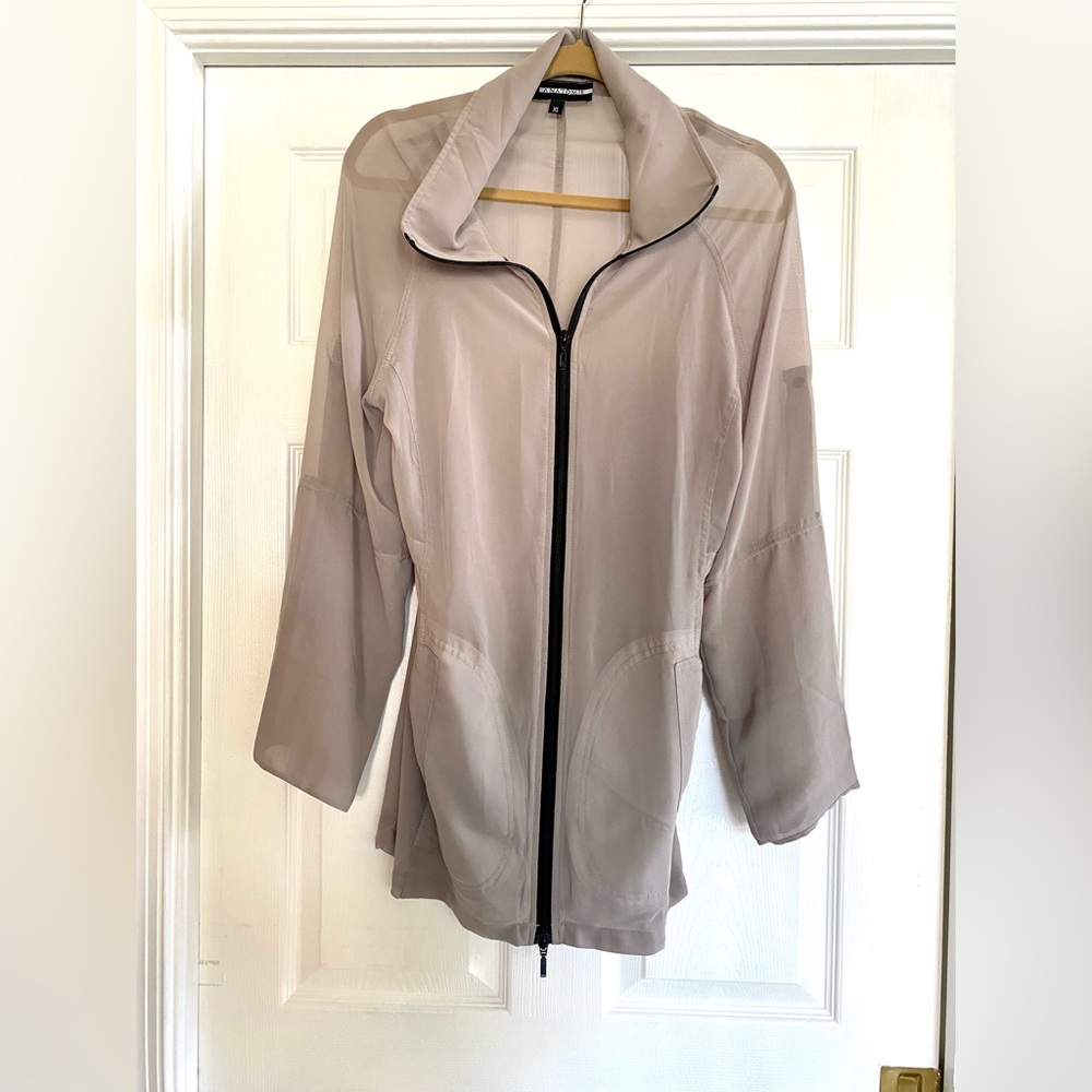Anatomie beige semisheer light zip up jacket size xs EUC